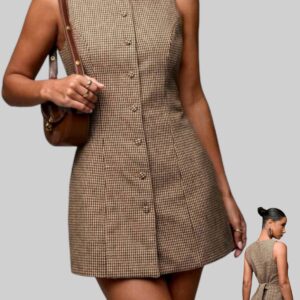 Robe courte à encolure bateau